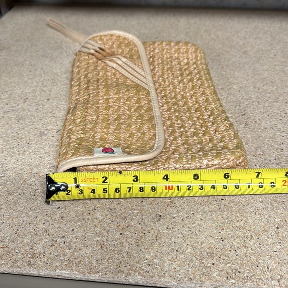 Vintage beige clutch with strap - Picture 3 of 12